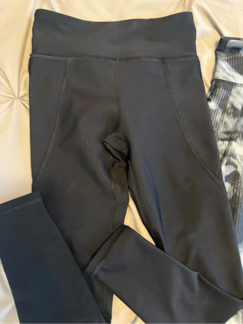 Set of 3 - girls active leggings size small - 6/7